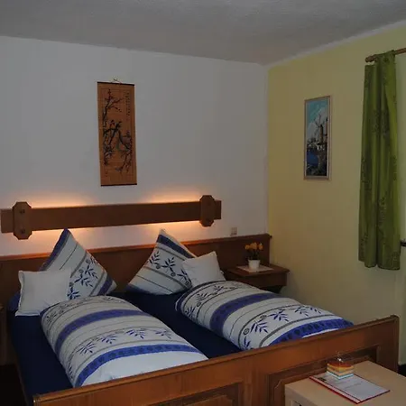 Gastehaus Engel بيت ضيافة *